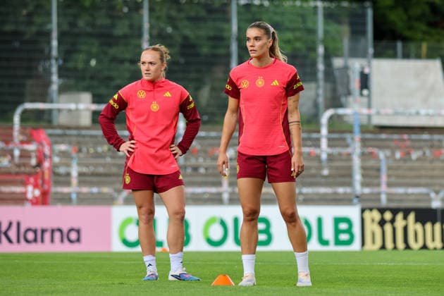 Cologne, Germany 01 06 2026 Training of the DFB women preparation international match Germany vs Norway for World Cup qualification 2027 In the picture from left Lisanne Gräwe Graewe Germany and Selina Cerci Germany Copyright: HMBxMedia MadeleinexFantini