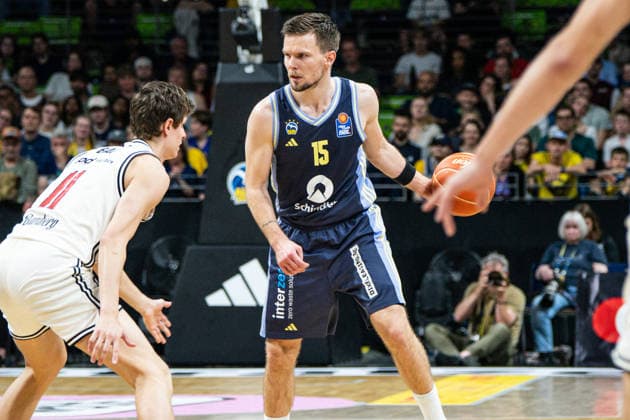 Martin Hermannsson Alba Berlin, 15 at dribbling 01 06 2026, Alba Berlin vs Bamberg Baskets, Basketball, BBL, Max Schmeling Halle, Berlin DFL regulations prohibit any use of photographs as image sequences and or quasi video Copyright: HMBxMedia xFinnxWeidmann