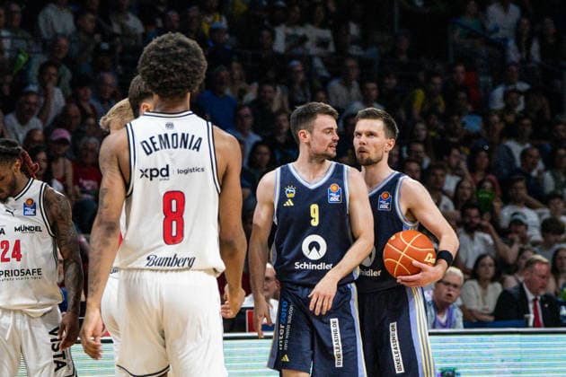 Jonas Mattisseck Alba Berlin, 9 and Martin Hermannsson Alba Berlin, 15 01 06 2026, Alba Berlin vs Bamberg Baskets, Basketball, BBL, Max Schmeling Halle, Berlin DFL regulations prohibit any use of photographs as image sequences and or quasi video Copyright: HMBxMedia xFinnxWeidmann