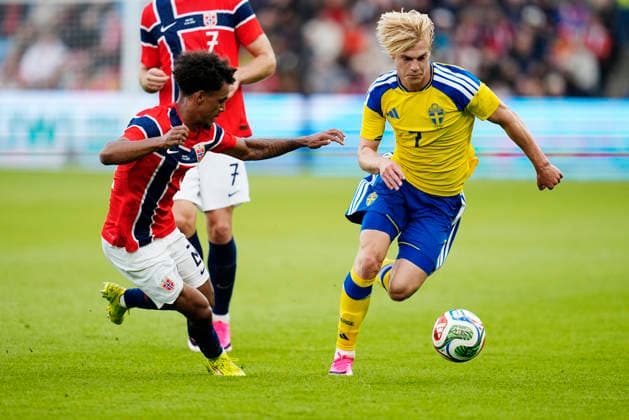 The image is included in the SPORTS PACKAGE. For others PAYMENT IMAGE