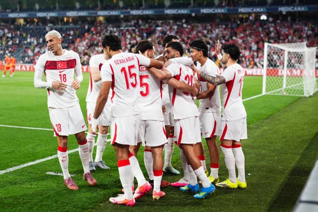 Turkiye v North Macedonia - Friendly match ISTANBUL, TURKIYE - JUNE 1: Players of Turkiye celebrate after score a goal during the International Friendly, Länderspiel, Nationalmannschaft match between Turkiye and North Macedonia at Chobani Stadium, on June 1, 2026, in Istanbul, Turkiye. Hakan Akgun Anadolu Istanbul Turkey. Editorial use only. Please get in touch for any other usage.  Copyright: x2026xAnadoluxHakanxAkgunx