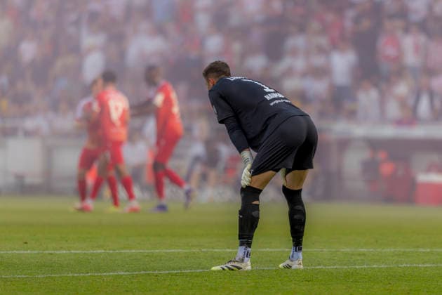 Würzburg, Germany 01 June 2026 Relegation 3 Liga 2025 2026 Second leg FC Würzburger Kickers vs 1 FC Lok Leipzig In the picture Goalkeeper Andreas Naumann 1 FC unhappy after conceding the 2 1 goal on the pitch DFL DFB regulations prohibit any use of photographs as image sequences and or quasi video AKON Arena Bayern Copyright: xFotostandx xSchäferx