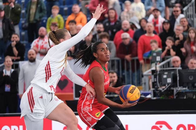June 1, 2026, Warsaw, Masovian Voivodeship, Poland: PolandÃ¢â‚¬â ¢s ALEKSANDRA ZIEMBORSKA (0) and MadagascarÃ¢â‚¬â ¢s HARISOA HAJANIRINA (1) in action during a FIBA 3x3 Basketball World Cup womenÃ¢â‚¬â ¢s Pool A game between Poland and Madagascar in Warsaw, Poland. Warsaw Poland - ZUMAk204 20260601_zip_k204_084 Copyright: xRomanxKozielx