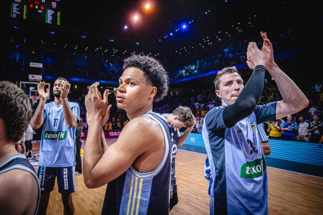 Basketball Berlin 01.06.2026 Saison 2025 2026 EasyCredit BBL 1. Bundesliga Männer, Herren Playoffs Halbfinale Spiel 2 Alba Berlin - BMA365 Bamberg Baskets Alba gewinnt Jubel Jack Kayil (Alba Berlin, No.07) Justin Bean (Alba Berlin, No.34) *** Basketball Berlin 01 06 2026 Season 2025 2026 EasyCredit BBL 1 Bundesliga Men, Men Playoffs Semi-Final Game 2 Alba Berlin BMA365 Bamberg Baskets Alba Wins Cheers Jack Kayil Alba Berlin, No 07 Justin Bean Alba Berlin, No 34