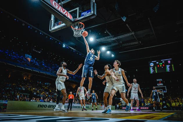 Basketball Berlin 01 06 2026 Season 2025 2026 EasyCredit BBL 1 Bundesliga Men, Men Playoffs Semifinal Game 2 Alba Berlin BMA365 Bamberg Baskets Malte Delow Alba Berlin, No 06