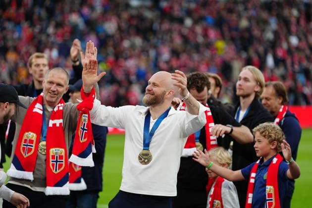 The image is included in the SPORTS PACKAGE. For others, PAYMENT IS REQUIRED