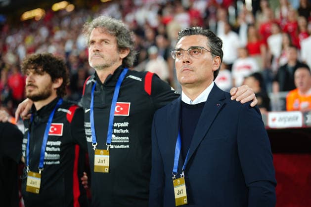 Turkiye v North Macedonia - Friendly match ISTANBUL, TURKIYE - JUNE 1: Head coach Vincenzo Montella (R) of Turkiye follows the International Friendly, Länderspiel, Nationalmannschaft match between Turkiye and North Macedonia at Chobani Stadium, on June 1, 2026, in Istanbul, Turkiye. Hakan Akgun Anadolu Istanbul Turkey. Editorial use only. Please get in touch for any other usage.  Copyright: x2026xAnadoluxHakanxAkgunx