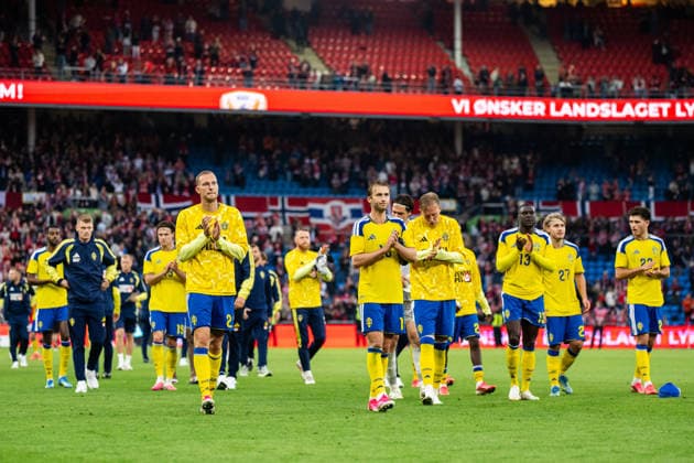 260601 Gustaf Nilsson, Benjamin Nygren, Herman Johansson, Ken Sema, Sebastian Nanasi and Besfort Zeneli of Sweden look dejected after the international friendly football match between Norway and Sweden on June 1, 2026 in Oslo Photo Joel Marklund BILDBYRAN code JM JM0820 bbeng fotboll football soccer fotball träningslandskamp privatlandskamp landskamp international friendly norge norway sverige sweden sverige a depp  Copyright: JOELxMARKLUND BB260601JM135