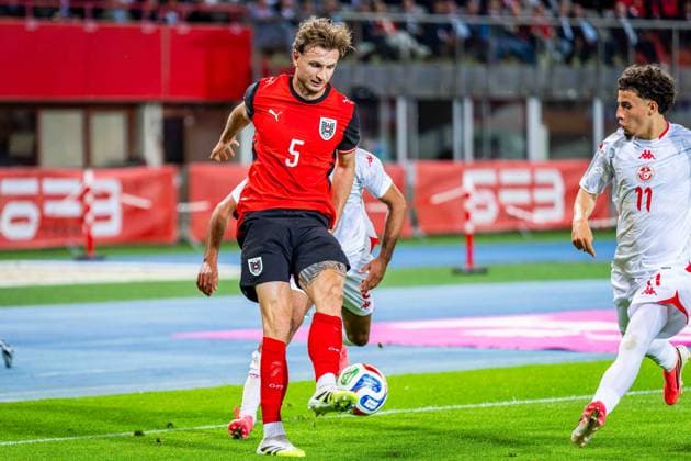 SOCCER - AUT vs TUN, test match VIENNA,AUSTRIA,01.JUN.26 - SOCCER - OEFB international test match, Austria vs Tunisia. Image shows Stefan Posch (AUT), Ali Abdi and Ismael Gharbi (TUN).  GEPAxpictures xKevinxHackner