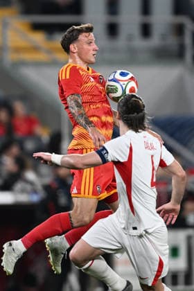 Turkiye v North Macedonia - Friendly match ISTANBUL, TURKIYE - JUNE 1: Caglar Soyuncu (R) of Turkiye in action against Milan Ristovski (L) of North Macedonia during the International Friendly, Länderspiel, Nationalmannschaft match between Turkiye and North Macedonia at Chobani Stadium, on June 1, 2026, in Istanbul, Turkiye. Ahmet Okatali Anadolu Istanbul Turkey. Editorial use only. Please get in touch for any other usage.  Copyright: x2026xAnadoluxAhmetxOkatalix
