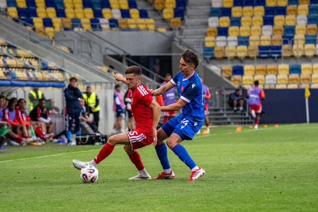 Slovakia v Malta - International Friendly, Länderspiel, Nationalmannschaft Match Myles Beerman of Malta plays during the international friendly match between Slovakia and Malta at MOL Arena in Dunajska Streda, Slovakia, on June 1, 2026. Dunajska Streda Slovakia  Copyright: xMatejxSaganx originalFilename:sagan-slovakia260601_np2pO.jpg