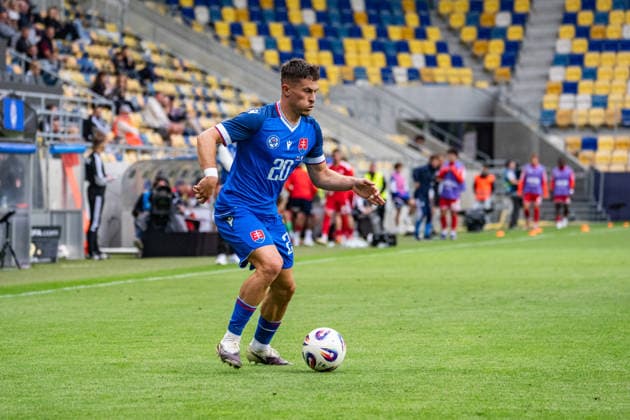 Slovakia v Malta - International Friendly, Länderspiel, Nationalmannschaft Match Adrian Kapralik of Slovakia plays during the international friendly match between Slovakia and Malta at MOL Arena in Dunajska Streda, Slovakia, on June 1, 2026. Dunajska Streda Slovakia  Copyright: xMatejxSaganx originalFilename:sagan-slovakia260601_npWrN.jpg