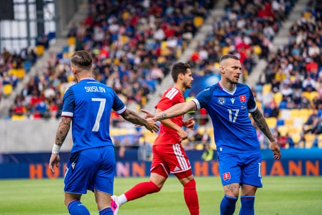 Slovakia v Malta - International Friendly, Länderspiel, Nationalmannschaft Match Tomas Suslov and Lukas Haraslin of Slovakia in action during the international friendly match between Slovakia and Malta at MOL Arena in Dunajska Streda, Slovakia, on June 1, 2026. Dunajska Streda Slovakia  Copyright: xMatejxSaganx originalFilename:sagan-slovakia260601_npPPt.jpg