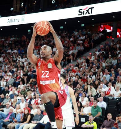 Isiaha MIKE M nchen , Mens Basketball Bundesliga, 2025 26, play off semi-final, second match, FC Bayern Muenchen Basketball vs Telekom Baskets Bonn, SAP Garden3, 01 06 26 Copyright: WolfgangxFehrmann