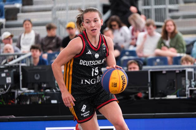 June 1, 2026, Warsaw, Masovian Voivodeship, Poland: GermanyÃ¢â‚¬â ¢s BRITTA CHRISTIN DAUB (19) in action during a FIBA 3x3 Basketball World Cup womenÃ¢â‚¬â ¢s Pool C game between Germany and China in Warsaw, Poland. Warsaw Poland - ZUMAk204 20260601_zip_k204_004 Copyright: xRomanxKozielx