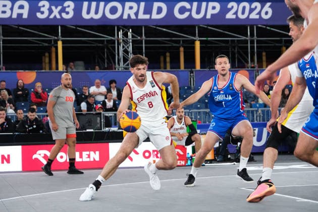 June 1, 2026, Warsaw, Masovian Voivodeship, Poland: SpainÃ¢â‚¬â ¢s CARLOS MARTINEZ (8) and SerbiaÃ¢â‚¬â ¢s ANDREJA MILUTINOVIC (1) in action during a FIBA 3x3 Basketball World Cup menÃ¢â‚¬â ¢s Pool A game between Serbia and Spain in Warsaw, Poland. Basketball 2026: FIBA 3x3 World Cup MenÃ¢â‚¬â ¢S Pool A: Serbia 16:12 Spain  - ZUMAk204 20260601_zip_k204_091 Copyright: xRomanxKozielx