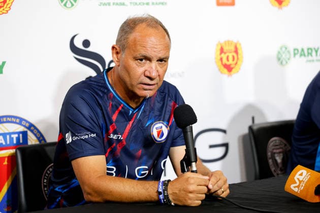 June 1, 2026, Fort Lauderdale, Florida, USA: The head coach for the Haiti menÃ¢â‚¬â ¢s national soccer team, Sebastien Migne, speaks to the media prior to a training session before a pre 2026 FIFA World Cup, WM, Weltmeisterschaft, Fussball friendly game against New Zealand. Fort Lauderdale USA - ZUMAa257 20260601_zsp_a257_001 Copyright: xChrisxArjoonx