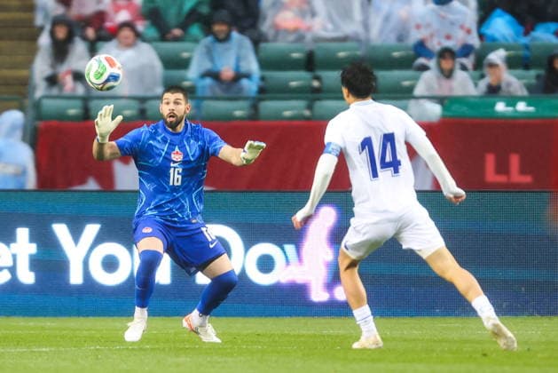 June 1, 2026, Edmonton, Ab, CANADA: Canada goalkeeper Maxime Crepeau (16) makes a save against Uzbekistan s Eldor Shomurodov (14) during first half World Cup Friendly soccer action in Edmonton on Monday, June 1, 2026. Canada News - June 1, 2026  - ZUMAc35_ 20260601_zaf_c35_082 Copyright: xCodiexMclachlanx