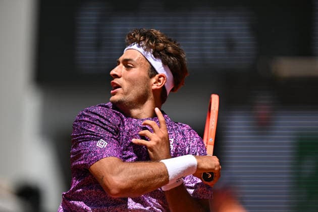 2026 French Open - Flavio Cobolli Flavio Cobolli (ITA) during his fourth round match at the 2026 Roland Garros French Tennis open tournament in Paris, France, on June 1, 2026. Photo by Corinne Dubreuil ABACAPRESS.COM Paris France  Copyright: xDubreuilxCorinne ABACAx
