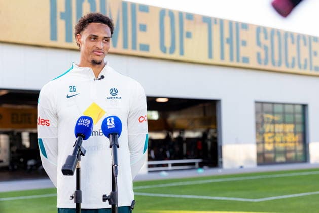 Australian national soccer team prepares for FIFA World Cup, WM, Weltmeisterschaft, Fussball Socceroos player Tete Yengi speaks during media availability at the Soccerroos facility at the Oakland Roots Sports Club in Alameda, California, USA, 01 June 2026. The Australian National Soccer team prepares for the upcoming 2026 FIFA World Cup in Canada, Mexico, and USA from 11 June to 19 July. ALAMEDA California United States  Copyright: xJASONxHENRYx