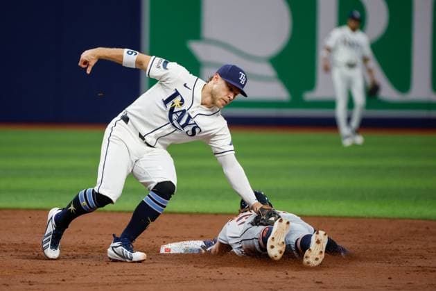 June 1, 2026, St. Petersburg, Florida, USA: Tampa Bay Rays shortstop Taylor Walls (6) tags out Detroit Tigers outfielder Zach McKinstry (39) when he attempts to steal second base during the second inning at Tropicana Field on Monday, June 1, 2026, in St. Petersburg. Florida News - June 1, 2026  - ZUMAs70_ 20260601_zan_s70_033 Copyright: xJeffereexWoox