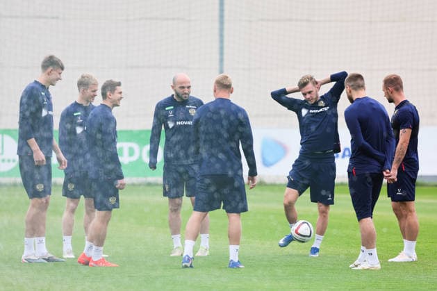 RUSSIA, KHIMKI - JUNE 2, 2026: Players attend a practice session of the Russian national football team at the Novogorsk Training Centre in Khimki, northwest of Moscow Russian National Football Team Training Outside Moscow  - ZUMAt113 20260602_zaa_t113_010 Copyright: xSergeixSavostyanovx