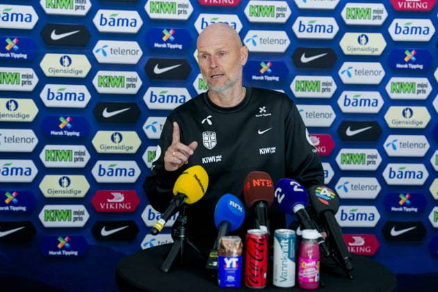 Stale Solbakken greets the press for departure to the World Cup Oslo 20260602 National team manager Stale Solbakken greets the press at Ullevaal Stadium for departure to the World Cup in the USA Photo Ole Berg Rusten NTB Oslo Norway EDITORIAL USE ONLY RESTRICTED USE FOR BETTING COMPANIES  Copyright: xOlexBerg-Rustenx xNTBx