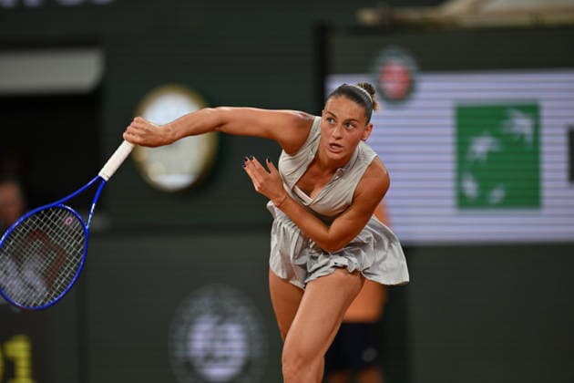 2026 French Open, Roland-Garros - Day 10 PARIS, FRANCE - JUNE 2: Marta Kostyuk of Ukraine in action against Elina Svitolina (not seen) of Ukraine during the women s singles quarter-final match on the tenth day of the French Open at Roland Garros in Paris, France, on June 2, 2026. Mustafa Yalcin Anadolu Paris France. Editorial use only. Please get in touch for any other usage.  Copyright: x2026xAnadoluxMustafaxYalcinx