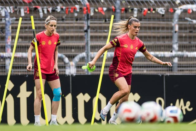 COLOGNE, GERMANY - JUNE 02: Selina Cerci (Germany, 15) controls the ball during a training session prepare for the UEFA European Qualifiers for the FIFA Women™s World Cup 2027 between Germany vs. Norway at Sportpark Hoehenberg on June 02, 2026 in Mainz, Germany. North Rhine Westphalia Germany Copyright: xSteffiexWunderlx