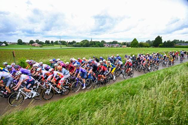 Tour de Wallonie 2026 Stage 2 LIBRAMONT-CHEVIGNY, BELGIUM - JUNE 02 : Illustration picture of the peloton during stage 2 of the 47th edition of Ethias Tour de Wallonie an UCI ProSeries 2.Pro cycling road race stage for Men Elite of 192.1 km with start in Jodoigne and finish in Libramont-Chevigny on June 2, 2026 in Libramont-Chevigny, Belgium, 02 06 2026 ( Motordriver Pieter Van Herzele - Libramont-Chevigny Belgium  Copyright: xVincentxKalutx