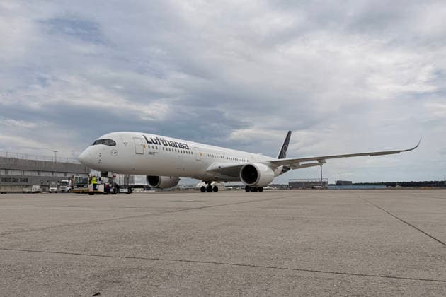 Lufthansa A350 900 with the national team is ready for departure and is on the push back Frankfurt 02 06 2026 Departure of the German national team to the World Cup in the USA
