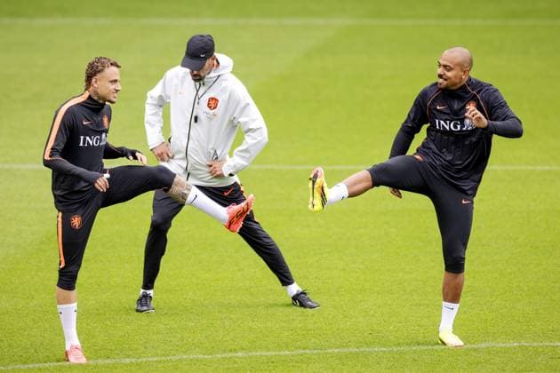 ZEIST - Noa Lang and Donyell Malen during the training of the Dutch national team, Nationalteam in Zeist, the Netherlands, 2 May 2026. The players were preparing for the friendly match against Algeria. ROBIN VAN LONKHUIJSEN ANP xVIxANPxSportx xxANPxIVx 559905512 originalFilename: 559905512.jpg