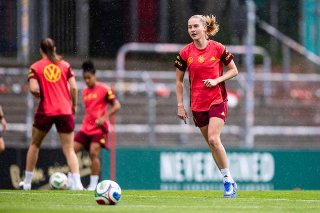 COLOGNE, GERMANY - JUNE 02: Janina Minge (Germany) during a training session prepare for the UEFA European Qualifiers for the FIFA Women™s World Cup 2027 between Germany vs. Norway at Sportpark Hoehenberg on June 02, 2026 in Mainz, Germany. North Rhine Westphalia Germany Copyright: xSteffiexWunderlx