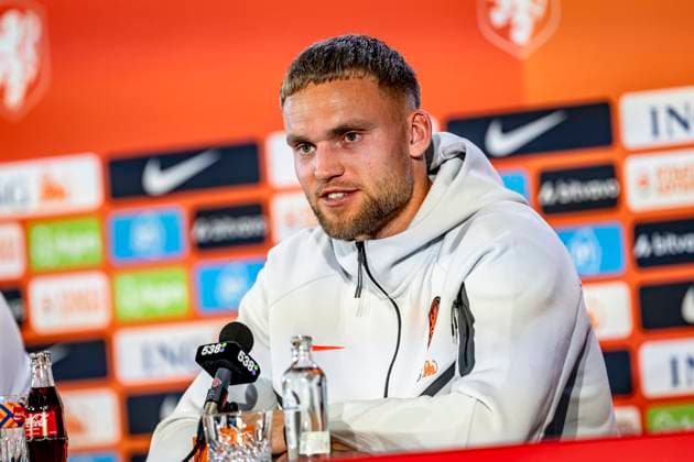ZEIST Goalkeeper Bart Verbruggen of the Netherlands during the training and press conference at the KNVB Campus on June 2, 2026 in Zeist, the Netherlands Photo by Stefan Koops EYE4IMAGES DeFodi Images