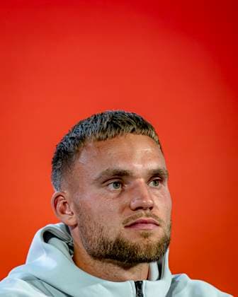 ZEIST Goalkeeper Bart Verbruggen of the Netherlands during the training and press conference at the KNVB Campus on June 2, 2026 in Zeist, the Netherlands Photo by Stefan Koops EYE4IMAGES DeFodi Images