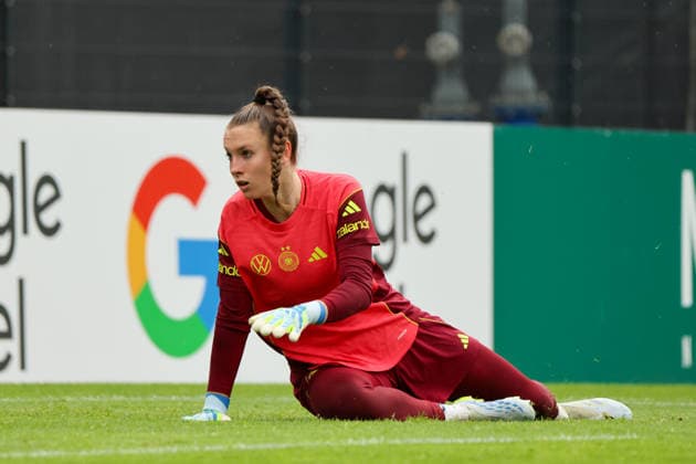 Cologne, Germany 02 06 2026 Training of the DFB women preparation international match Germany vs Norway for World Cup qualification 2027 In the picture goalkeeper Ena Mahmutovic Germany Copyright: HMBxMedia MadeleinexFantini