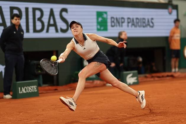 ROLAND GARROS PHOTOPQR LE PARISIEN Le Parisien Arnaud Journois (Staff) ; PARIS ; 02 06 2026 ; Paris. Stade Roland Garros, le 2 juin 2026. Tennis. Internationaux de France - Simple Dames - Court Philippe Chatrier - 1 4 de finale - Elina Svitolina vs Marta Kostyuk. Photo Le Parisien Arnaud Journois PARIS 75 France  Copyright: xPHOTOPQR LExPARISIEN MAXPPPxLexParisienx xArnaudxJournoisx(Staff)x 20260602LPA9017 20260602LPA9017