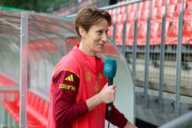 Cologne, Germany 02 06 2026 Training of the DFB Women preparation international match Germany vs Norway for World Cup qualification 2027 In the picture goalkeeper Ann Katrin Berger Germany in an interview Copyright: HMBxMedia MadeleinexFantini