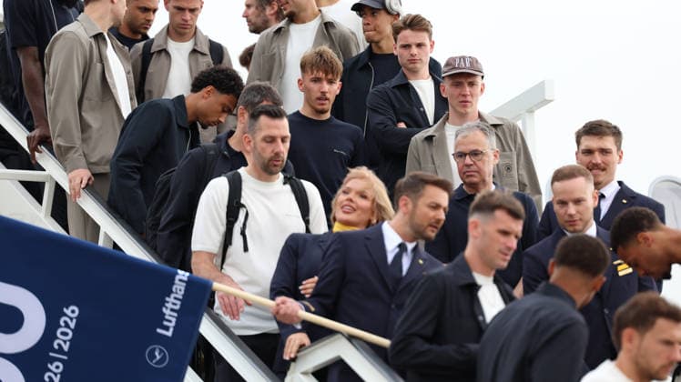 02 06 2026, xrekx, Football DFB Media Dates, DFB Team Departure to the USA v l Lennart Karl Germany Maximilian Beier Germany DFL DFB REGULATIONS PROHIBIT ANY USE OF PHOTOGRAPHS as IMAGE SEQUENCES and or QUASI VIDEO Frankfurt am Main