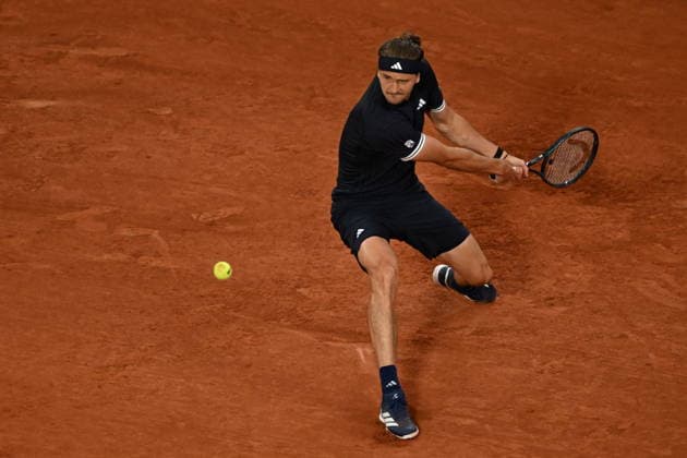 2026 French Open, Roland-Garros - Day 10 PARIS, FRANCE - JUNE 02: Rafael Jodar (not seen) of Spain competes with Alexander Zverev of Germany during their Men s Singles quarter-final match on Day Ten of the 2026 French Open at Roland Garros on June 02, 2026 in Paris, France. Burak Akbulut Anadolu Paris France. Editorial use only. Please get in touch for any other usage.  Copyright: x2026xAnadoluxBurakxAkbulutx