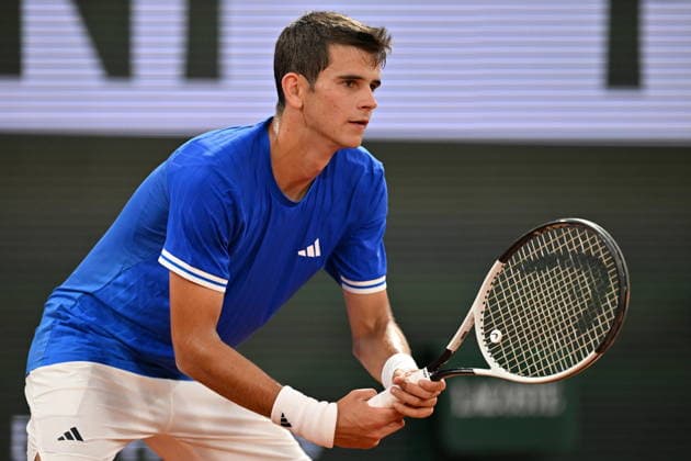 2026 French Open, Roland-Garros - Day 10 PARIS, FRANCE - JUNE 02: Rafael Jodar of Spain competes with Alexander Zverev (not seen) of Germany during their Men s Singles quarter-final match on Day Ten of the 2026 French Open at Roland Garros on June 02, 2026 in Paris, France. Mustafa Yalcin Anadolu Paris France. Editorial use only. Please get in touch for any other usage.  Copyright: x2026xAnadoluxMustafaxYalcinx