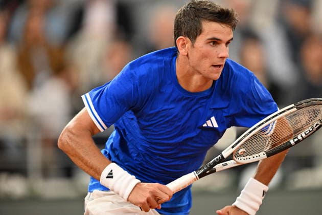 2026 French Open, Roland-Garros - Day 10 PARIS, FRANCE - JUNE 02: Rafael Jodar of Spain competes with Alexander Zverev (not seen) of Germany during their Men s Singles quarter-final match on Day Ten of the 2026 French Open at Roland Garros on June 02, 2026 in Paris, France. Mustafa Yalcin Anadolu Paris France. Editorial use only. Please get in touch for any other usage.  Copyright: x2026xAnadoluxMustafaxYalcinx