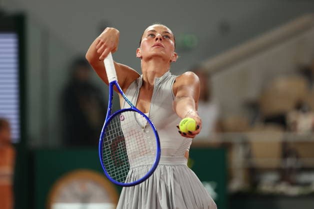 ROLAND GARROS 2026 Thierry Larret MAXPPP - PARIS (75) 02 06 2026 Thierry Larret Maxppp. Tennis. Roland Garros 2026. Internationaux de France de tennis. Stade Roland Garros, Paris (75). Le 2 Juin. Court Philippe CHATRIER : Elina SVITOLINA (UKR) vs Marta KOSTYUK (UKR). PARIS (75) STADE ROLAND GARROS PARIS ILE DE FRANCE FRANCE  Copyright: xMAXPPPxThierryxLarretx TLR202606029361 TLR202606029361