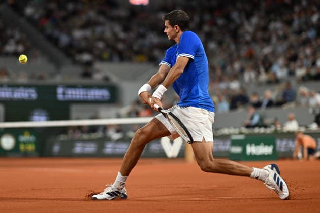 2026 French Open, Roland-Garros - Day 10 PARIS, FRANCE - JUNE 02: Rafael Jodar of Spain competes with Alexander Zverev (not seen) of Germany during their Men s Singles quarter-final match on Day Ten of the 2026 French Open at Roland Garros on June 02, 2026 in Paris, France. Burak Akbulut Anadolu Paris France. Editorial use only. Please get in touch for any other usage.  Copyright: x2026xAnadoluxBurakxAkbulutx