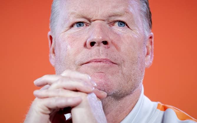 ZEIST - Netherlands national team, Nationalteam coach Ronald Koeman speaks to the press in Zeist, the Netherlands, May 2, 2026. Oranje was preparing for the friendly match against Algeria. ROBIN VAN LONKHUIJSEN ANP xVIxANPxSportx xxANPxIVx 559914784 originalFilename: 559914784.jpg