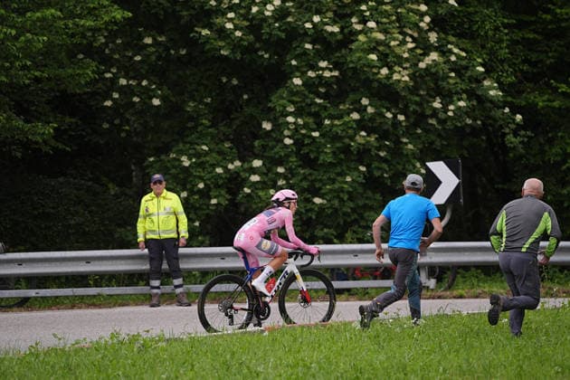 Italy™s Elisa Balsamo of Lidl - Trek™s (Pink jersey) during Stage 4, an individual time trial, of the Giro d™Italia Women, from Belluno to Nevegal, Italy - Tuesday June 2, 2026  Copyright: xMarcoxAlpozzix xLaPressex