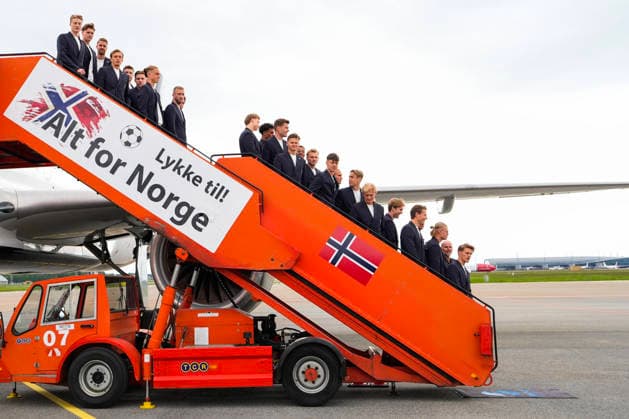 The charter flight with the Norwegian football team travels to the World Cup Gardermoen 20260602 The charter flight with the Norwegian football team travels to the World Cup from the GA terminal at Gardermoen Photo Lise Aserud NTB Gardermoen Norway EDITORIAL USE ONLY RESTRICTED USE FOR BETTING COMPANIES  Copyright: xLisexAserudxx xNTBx