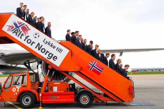 The charter flight with the Norwegian football team travels to the World Cup Gardermoen 20260602 The charter flight with the Norwegian football team travels to the World Cup from the GA terminal at Gardermoen Photo Lise Aserud NTB Gardermoen Norway EDITORIAL USE ONLY RESTRICTED USE FOR BETTING COMPANIES  Copyright: xLisexAserudxx xNTBx