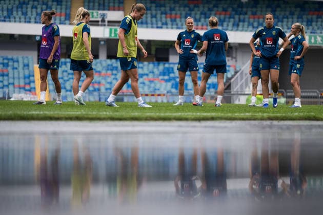 260602 Anna Anvegard, Stina Blackstenius and Rosa Kafaji of the Swedish women s national football team during a training session on June 2, 2026 in Gothenburg Photo Mathias Bergeld BILDBYRAN code MB MB1378 fotboll football soccer fotball vm kval kval fifa womens world cup qualifier qualifier träning practice training sverige sweden dam bbeng women kvinner  Copyright: MATHIASxBERGELD BB260602MB008