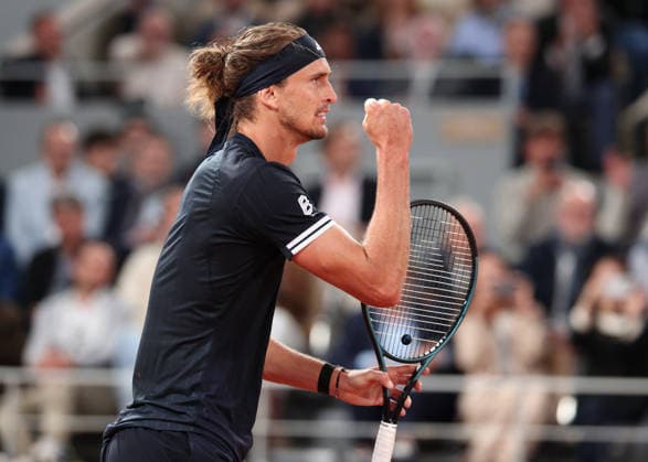 Alexander Zverev GER makes a fist and cheers,Cheers,Joy,Emotion, Men s Singles, Men s Singles Tennis French Open 2026 Roland Garros Paris France 2 June 2026 Copyright: xJuergenxHasenkopfx